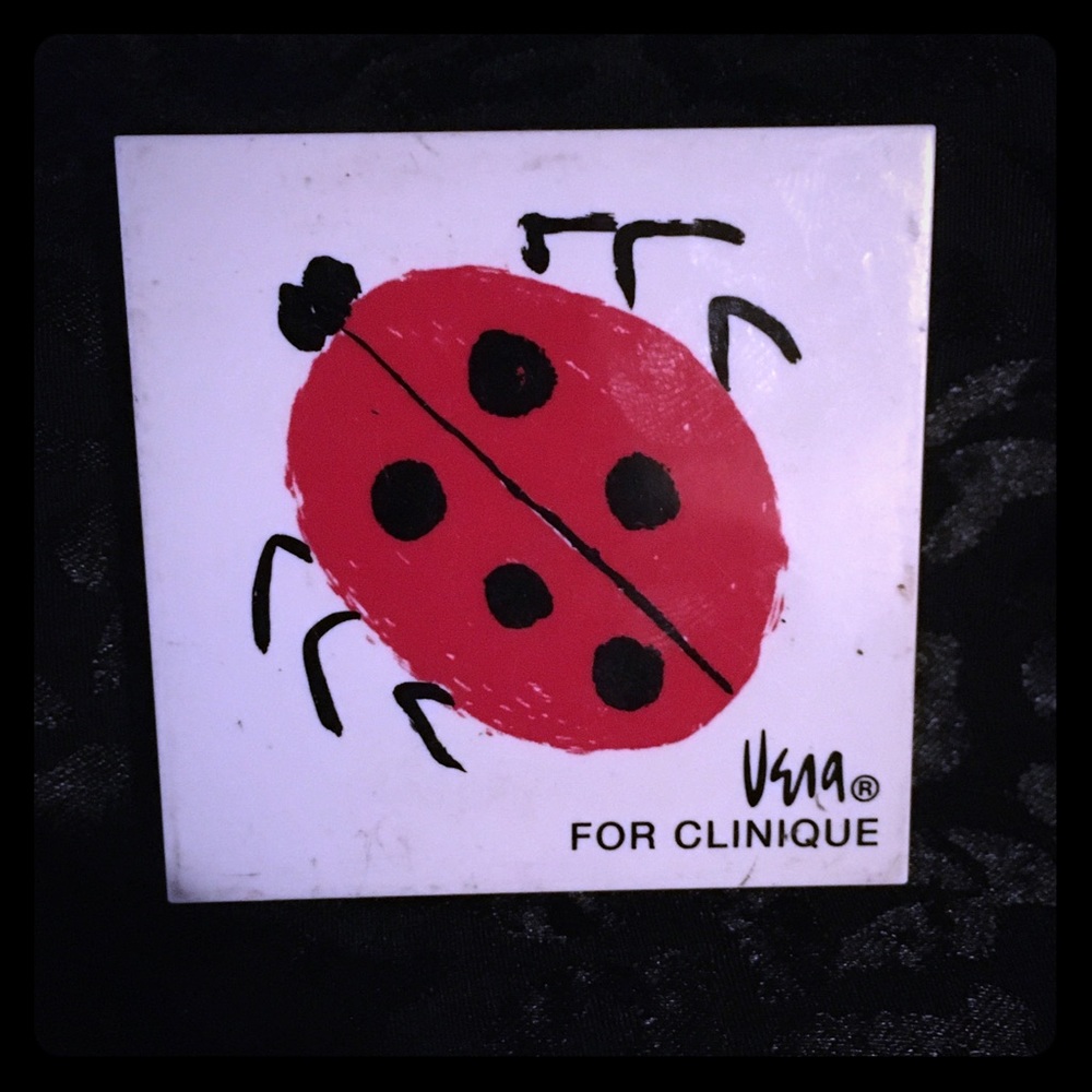 Brand new Vera Wang for Clinique mini compact